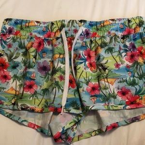 Tropical shorts